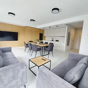 Przestronny Apartament, Ogrodek, Miejsca Postojowe W Garazu Apartament Kraków